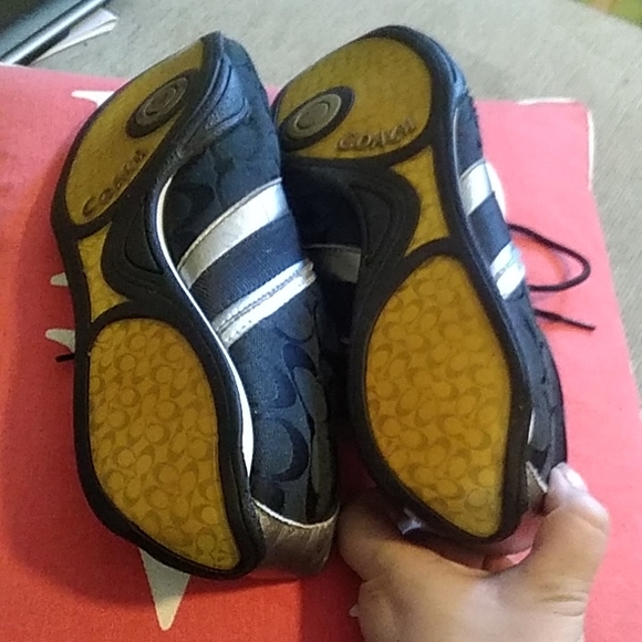 Coach shoes - Picture 4 of 6